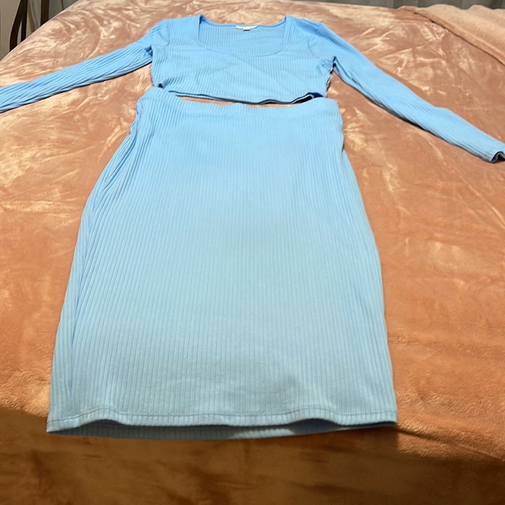 2 Piece Set - image 2